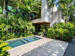 3910 Battersea Rd, Miami FL 33133