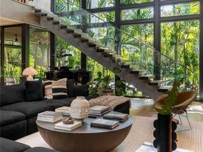 3910 Battersea Rd, Miami FL 33133
