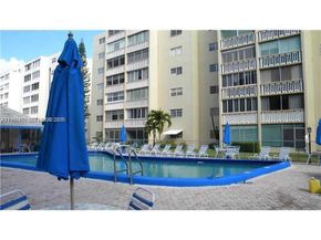 301 NE 14th Ave 702, Hallandale Beach FL 33009