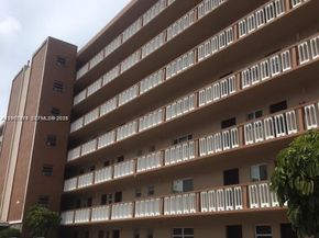 301 NE 14th Ave 702, Hallandale Beach FL 33009