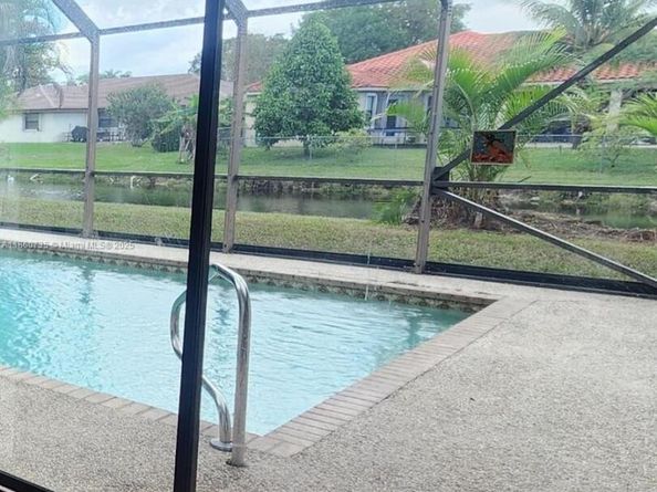 Undisclosed Address #A11860735, Coral Springs FL 33071