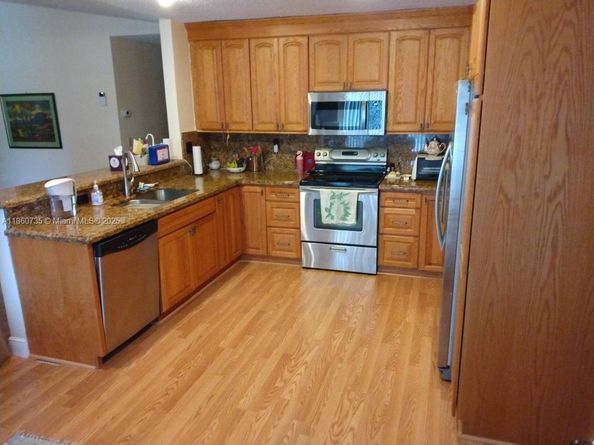 Undisclosed Address #A11860735, Coral Springs FL 33071
