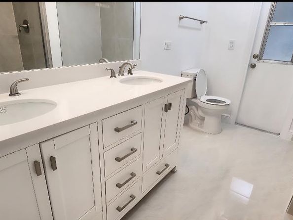Undisclosed Address #A11860735, Coral Springs FL 33071