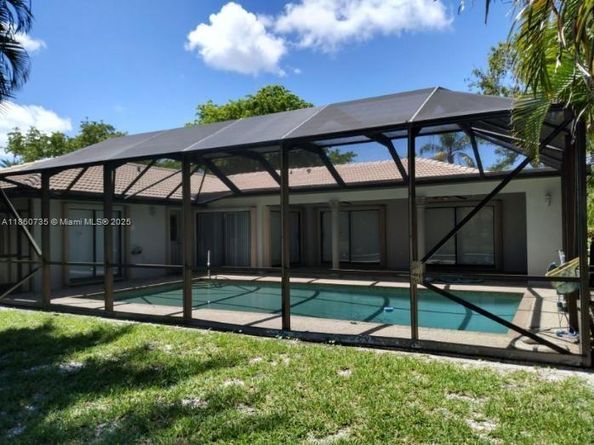 Undisclosed Address #A11860735, Coral Springs FL 33071
