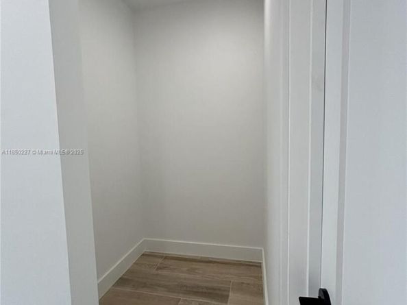 2254 Greene St, Hollywood FL 33020