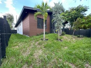 2254 Greene St, Hollywood FL 33020