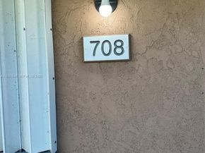 708 SE 3rd Ave Ext 201, Hallandale Beach FL 33009
