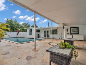 1055 NE 144th St, North Miami FL 33161