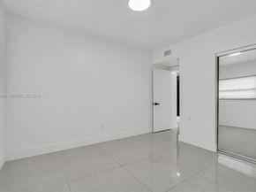 1055 NE 144th St, North Miami FL 33161