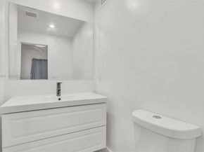 1055 NE 144th St, North Miami FL 33161