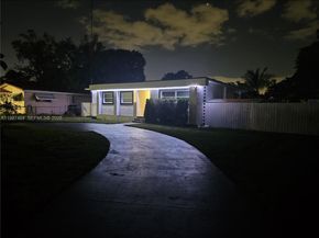 1055 NE 144th St, North Miami FL 33161