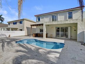 17026 NW 19th St, Pembroke Pines FL 33028