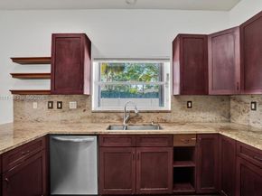 17026 NW 19th St, Pembroke Pines FL 33028