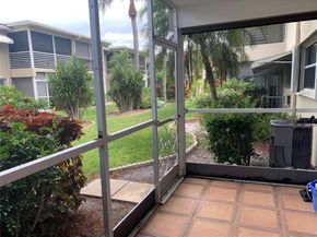 2111 NE 42nd Ct 103W, Lighthouse Point FL 33064