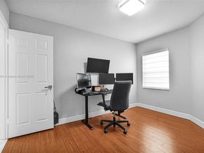 16255 SW 2nd Dr, Pembroke Pines FL 33027