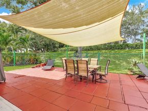 16255 SW 2nd Dr, Pembroke Pines FL 33027