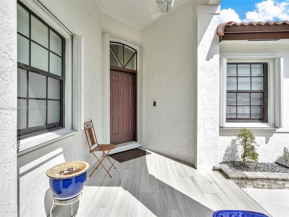 16255 SW 2nd Dr, Pembroke Pines FL 33027