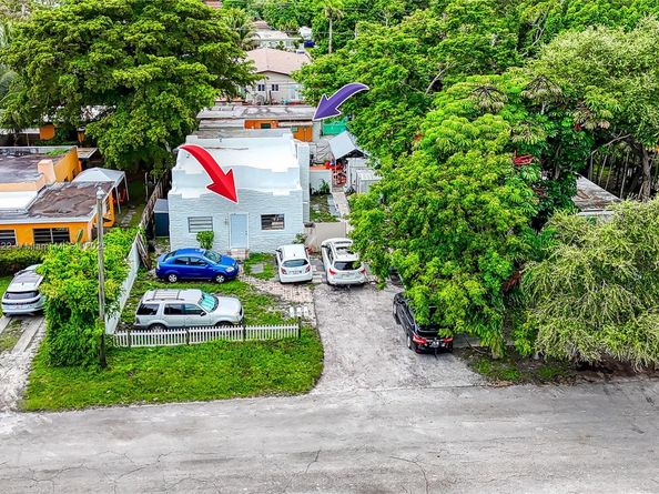 2516 Cleveland St, Hollywood FL 33020