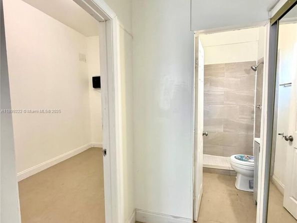 2516 Cleveland St, Hollywood FL 33020