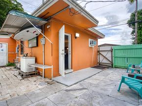 2516 Cleveland St, Hollywood FL 33020