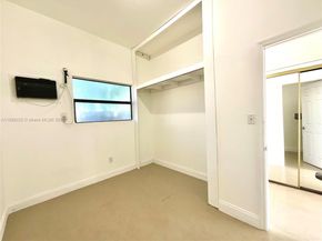 2516 Cleveland St, Hollywood FL 33020