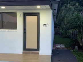 1971 W 2nd Ave, Hialeah FL 33010