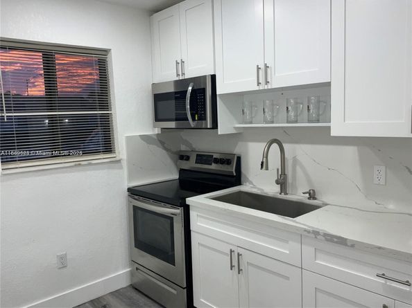 1971 W 2nd Ave, Hialeah FL 33010