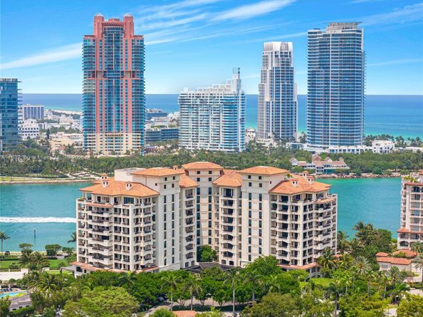 7085 Fisher Island Dr 7085, Miami Beach FL 33109