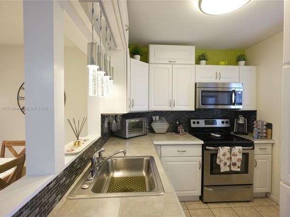 4431 NW 16th St. H110, Lauderhill FL 33313