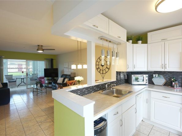 4431 NW 16th St. H110, Lauderhill FL 33313