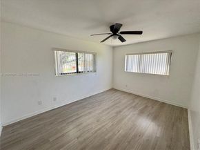 6901 SW 10th Ct, Pembroke Pines FL 33023