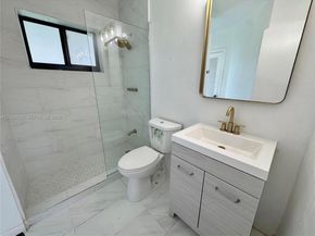 6901 SW 10th Ct, Pembroke Pines FL 33023