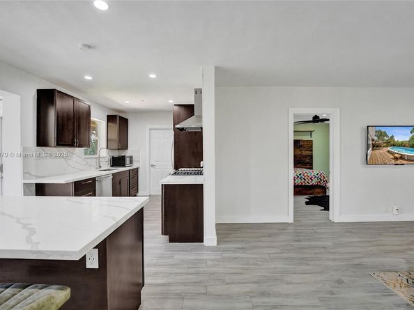 3120 SW 23rd St, Fort Lauderdale FL 33312