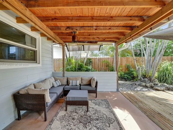 3120 SW 23rd St, Fort Lauderdale FL 33312