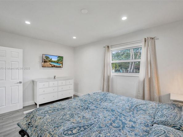 3120 SW 23rd St, Fort Lauderdale FL 33312