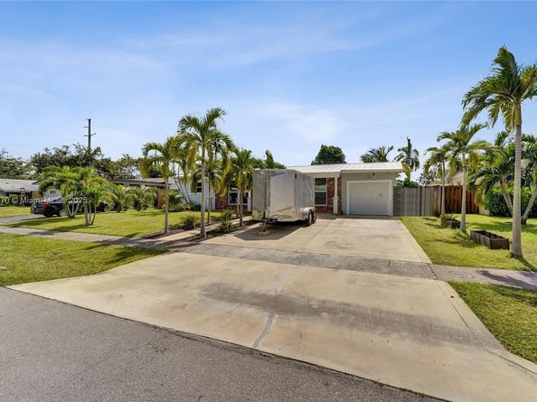 3120 SW 23rd St, Fort Lauderdale FL 33312