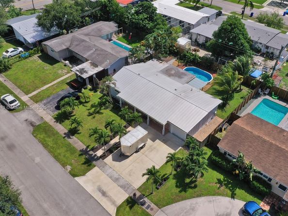 3120 SW 23rd St, Fort Lauderdale FL 33312