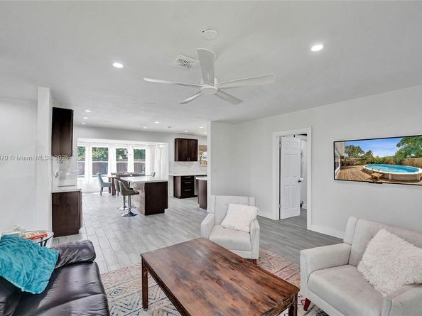 3120 SW 23rd St, Fort Lauderdale FL 33312