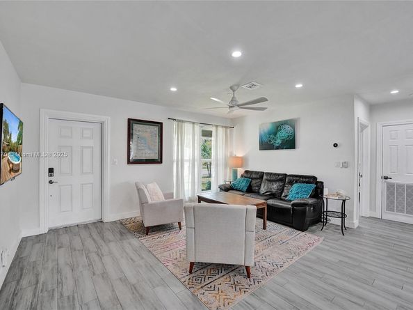 3120 SW 23rd St, Fort Lauderdale FL 33312