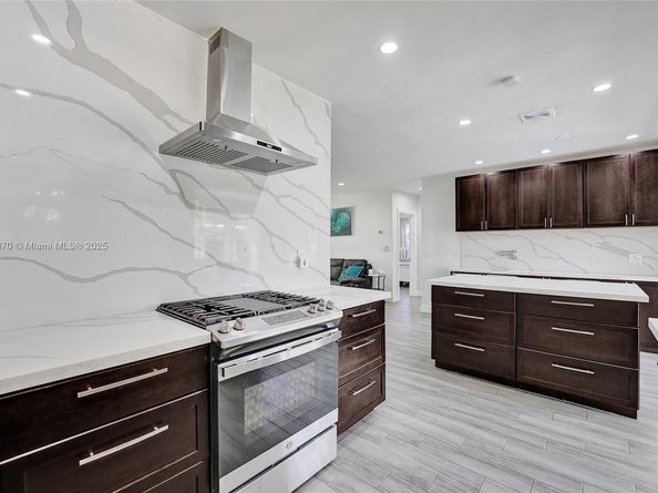 3120 SW 23rd St, Fort Lauderdale FL 33312