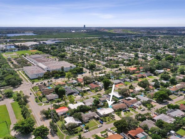 3120 SW 23rd St, Fort Lauderdale FL 33312