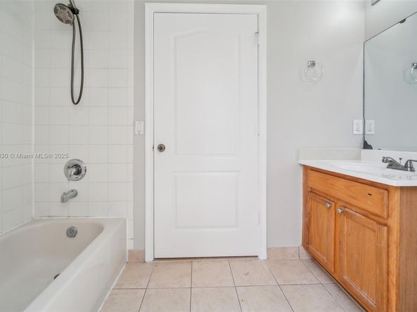 13921 SW 278th St, Homestead FL 33032