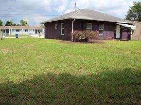 2330 NW 100th St, Miami FL 33147