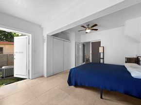 555 NE 73rd St, Miami FL 33138