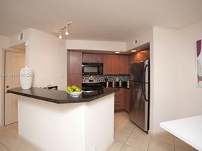 701 Vista Isles Dr 1627, Sunrise FL 33325