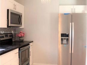 1060 NW 44th, Oakland Park FL 33309