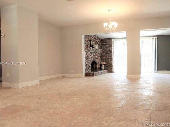 1060 NW 44th, Oakland Park FL 33309
