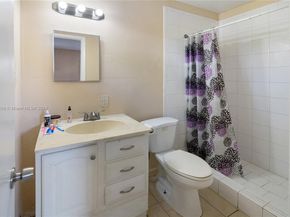 1440 NW 20th St, unit B, Fort Lauderdale FL 33311