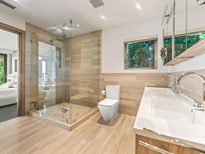 9301 N Bayshore Dr, Miami Shores FL 33138