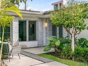 9301 N Bayshore Dr, Miami Shores FL 33138